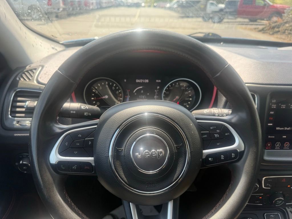 Used 2021 Jeep Compass Trailhawk AWD/4WD image 18