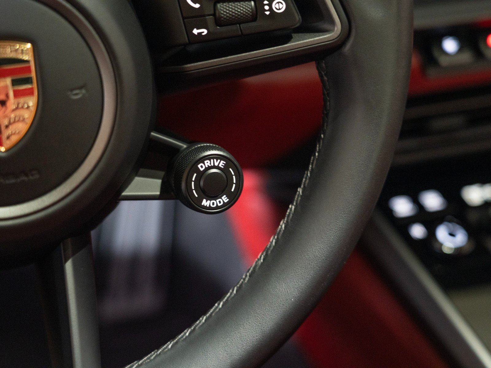 Certified 2024 Porsche 911 Carrera S RWD image 22