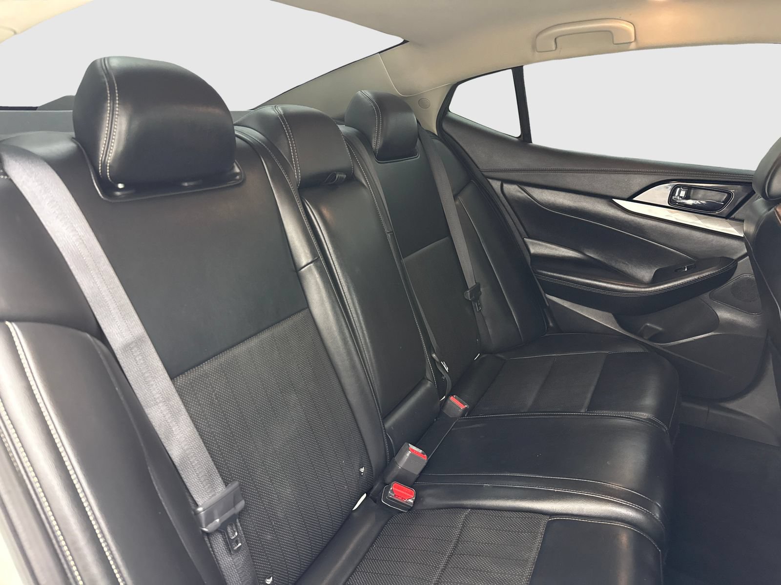 Used 2022 Nissan Maxima SV w/ Floor Mat Group FWD image 44