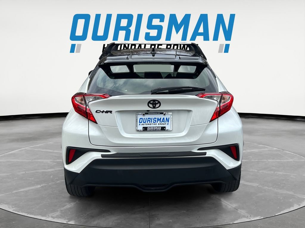 Used 2022 Toyota C-HR Nightshade image 5