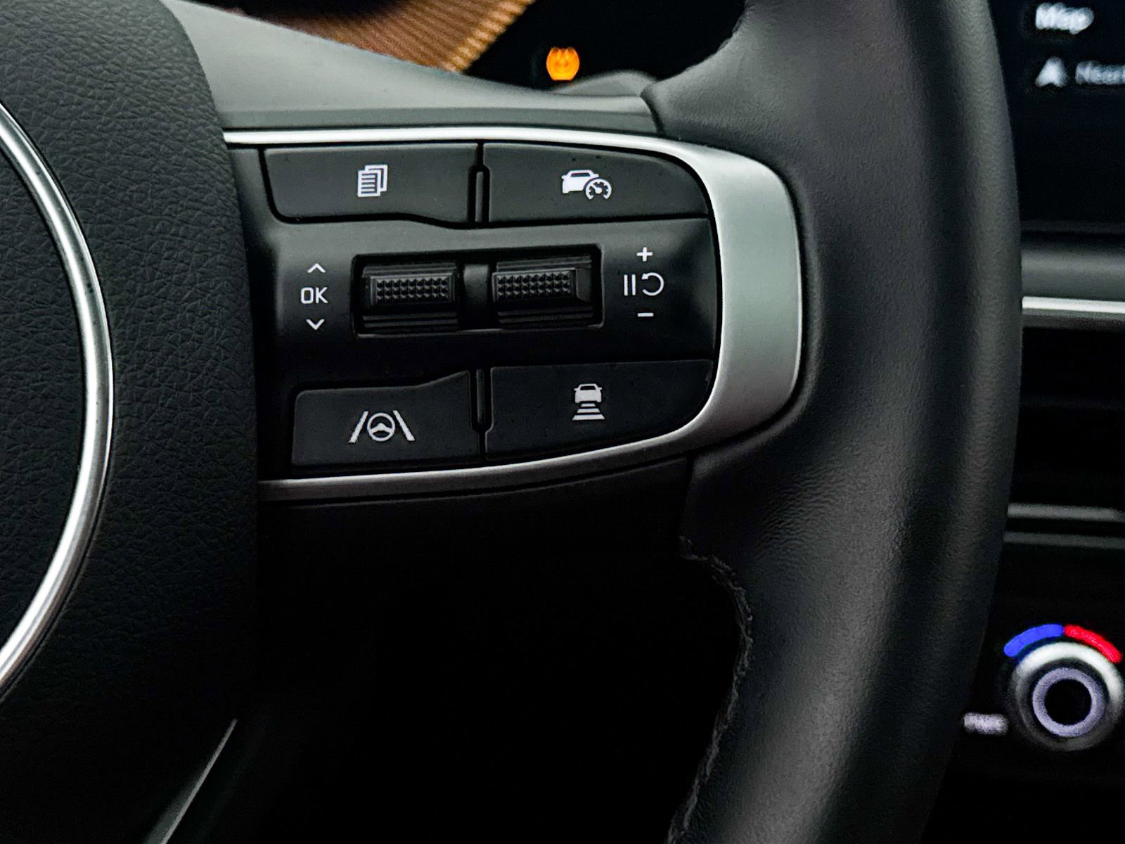 Used 2025 Kia K5 GT-Line w/ GT-Line Premium Package image 38