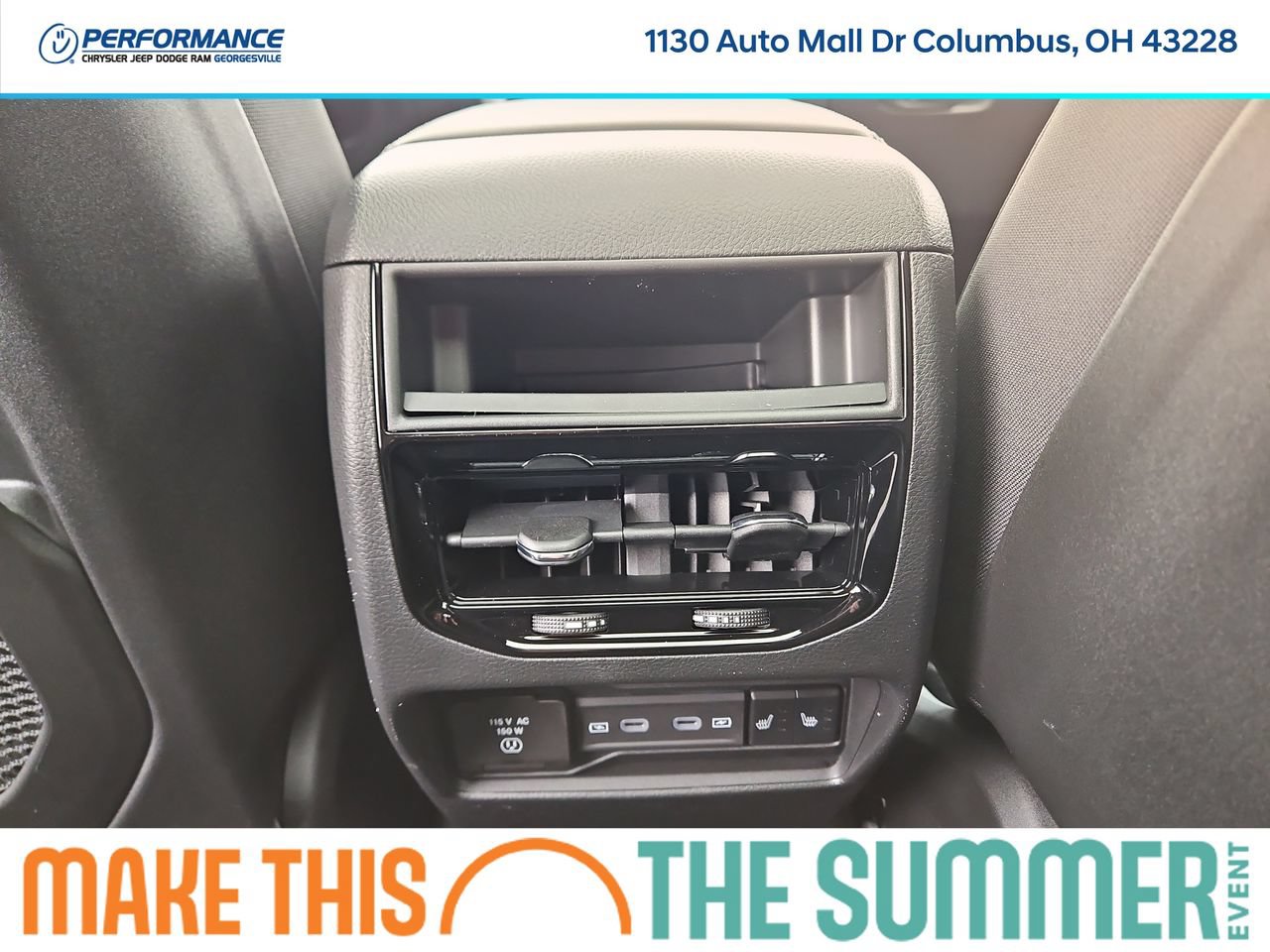 New 2026 Jeep Grand Cherokee Limited w/ Limited Altitude Package AWD/4WD image 15