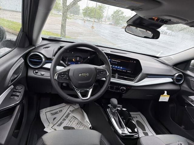 New 2026 Chevrolet Trax LT w/ Midnight Edition FWD image 14