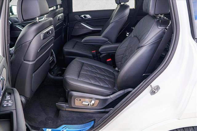 New 2027 BMW X7 xDrive40i w/ M Sport Package AWD/4WD image 19
