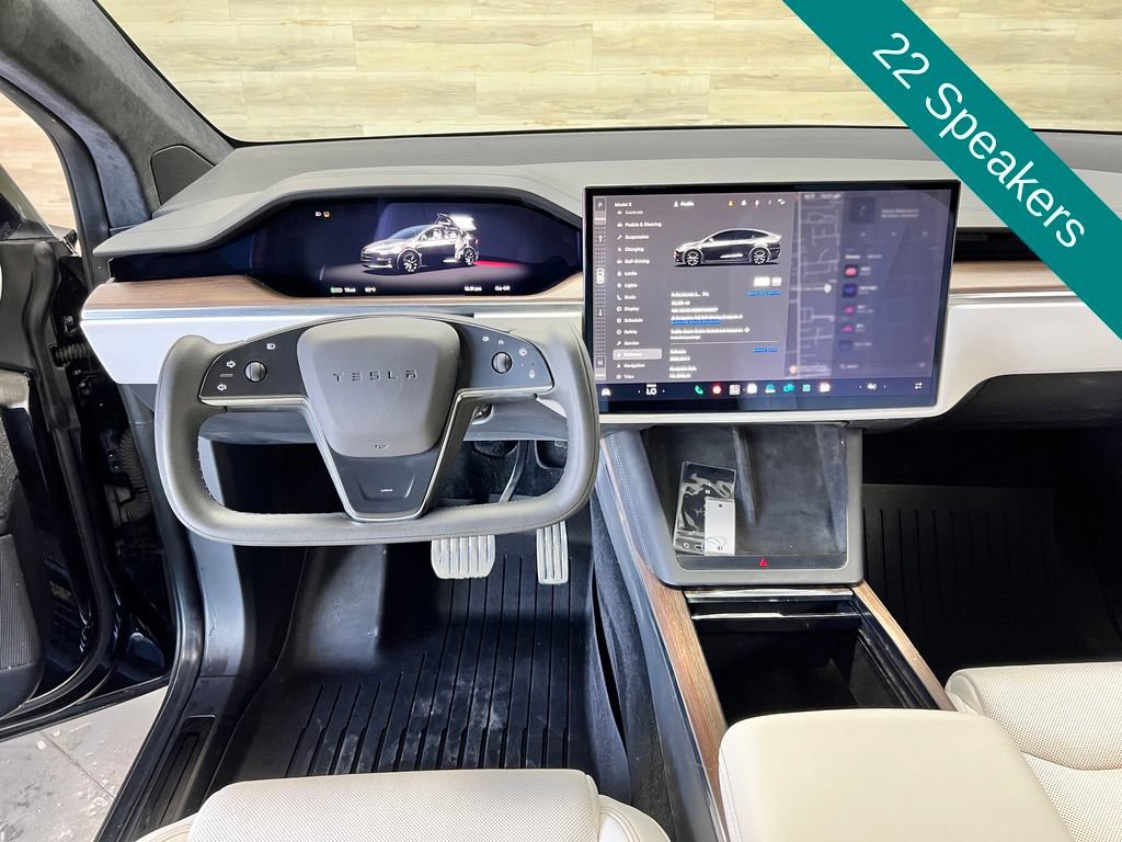 Used 2022 Tesla Model X AWD/4WD image 2