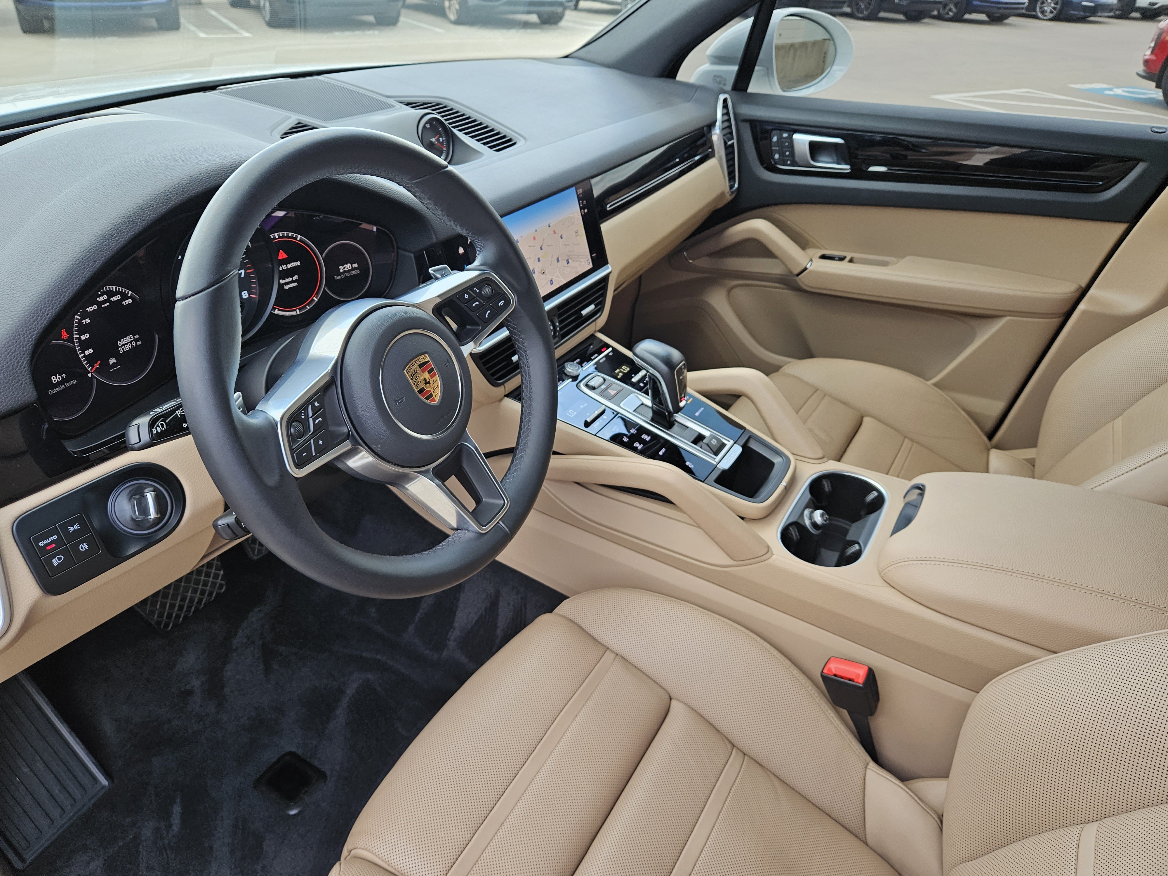 Certified 2023 Porsche Cayenne AWD/4WD image 4