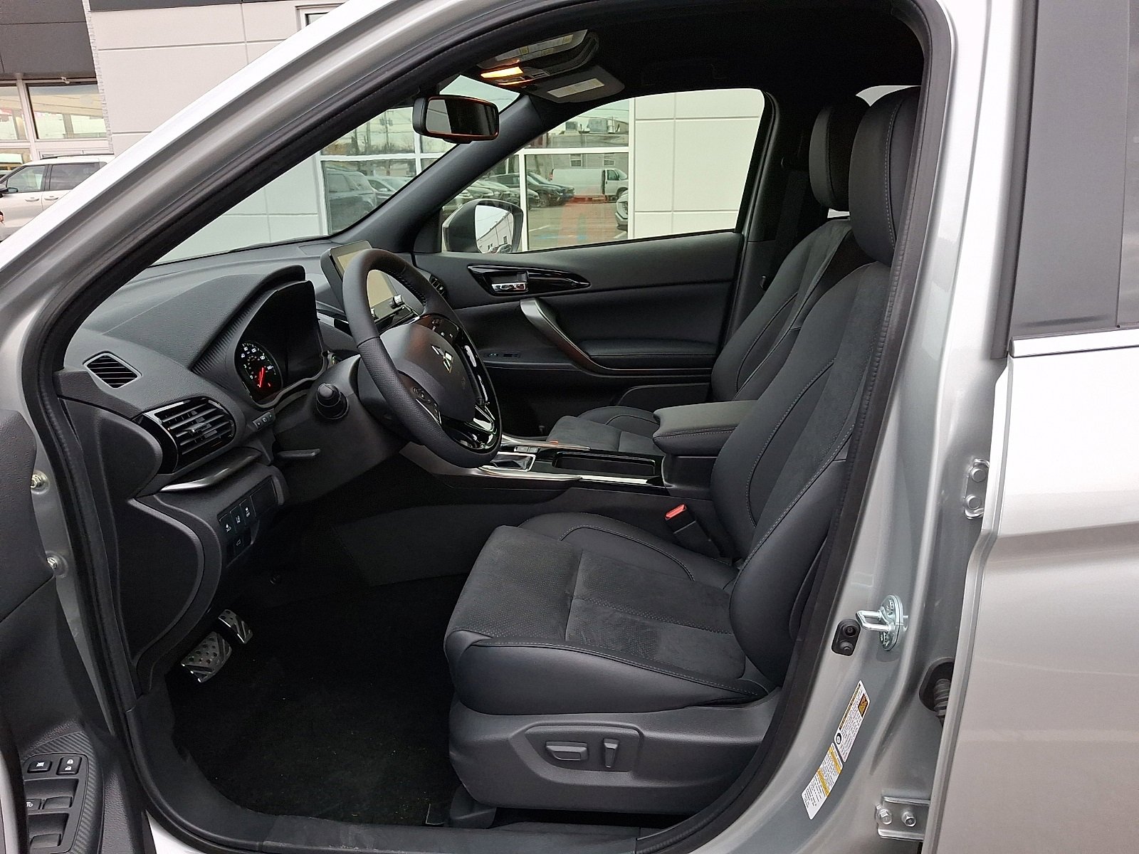 New 2025 Mitsubishi Eclipse Cross Black Edition image 14