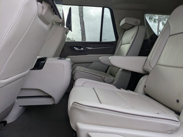 Used 2024 GMC Yukon Denali w/ Denali Reserve Package image 18