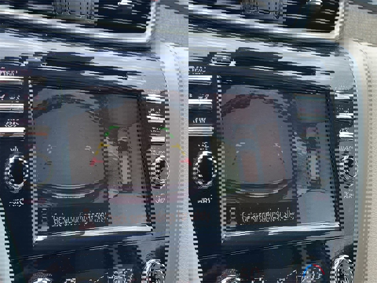 Used 2020 Nissan Murano SV w/ Premium Package image 15