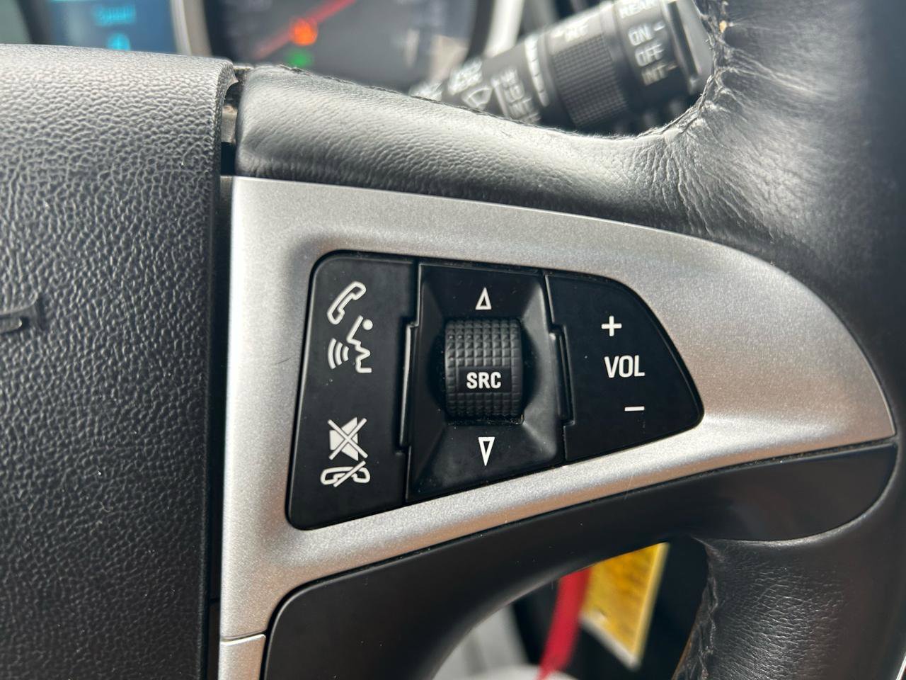 Used 2015 Chevrolet Equinox LT AWD/4WD image 19