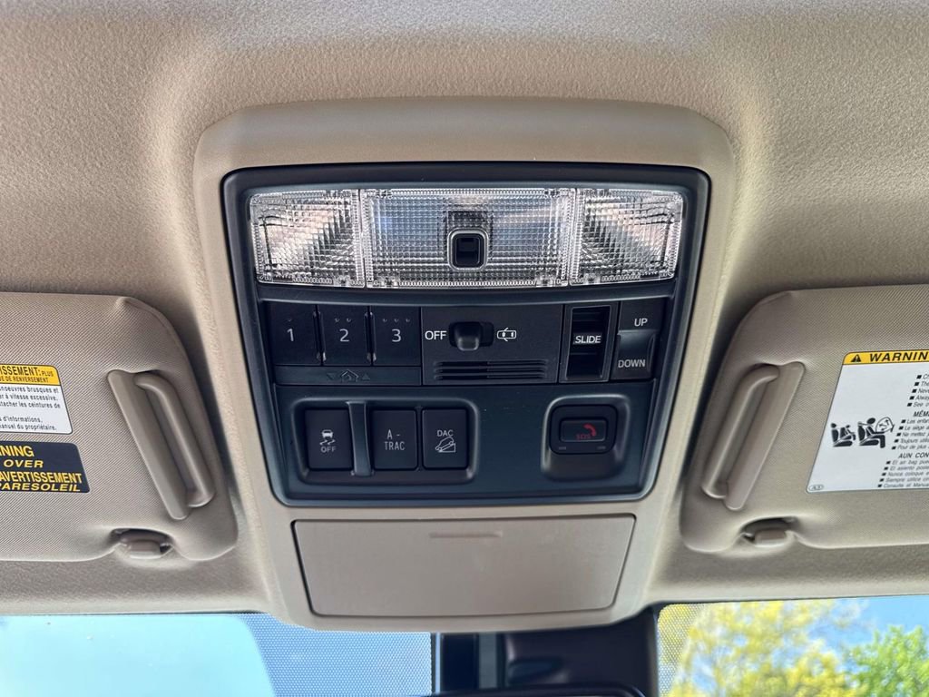 Used 2023 Toyota 4Runner SR5 Premium w/ Moonroof Package AWD/4WD image 33