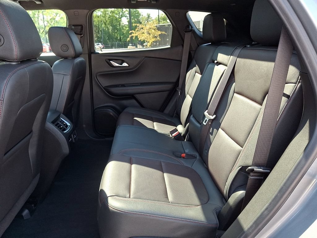 Used 2023 Chevrolet Blazer RS AWD/4WD image 14