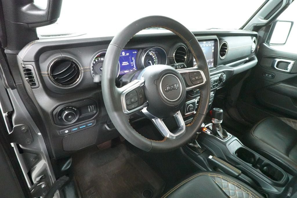 Used 2023 Jeep Wrangler Unlimited Sahara AWD/4WD image 27