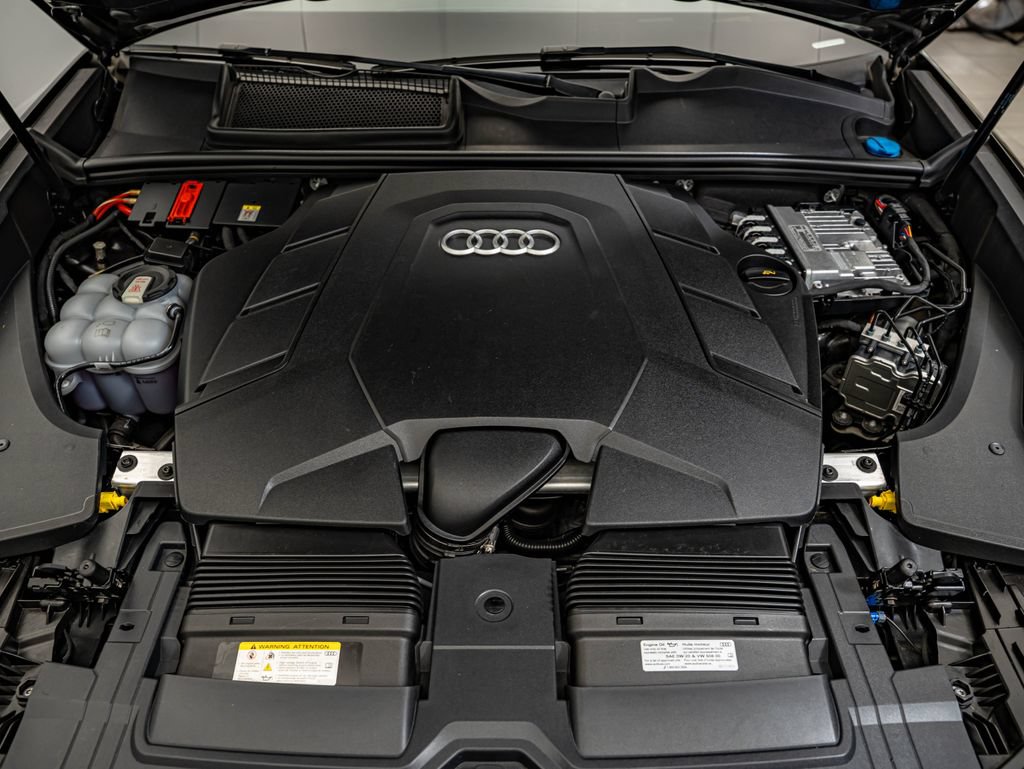 Used 2023 Audi Q8 Premium Plus w/ Premium Plus Package AWD/4WD image 39