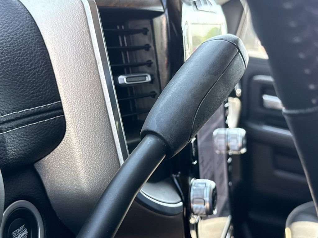 Used 2024 RAM 2500 Laramie AWD/4WD image 30