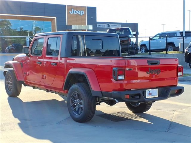New 2025 Jeep Gladiator Sport image 2