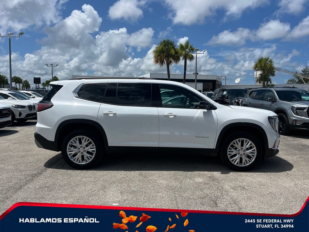 Used 2026 GMC Acadia Elevation w/ Elevation Premium Package FWD image 4