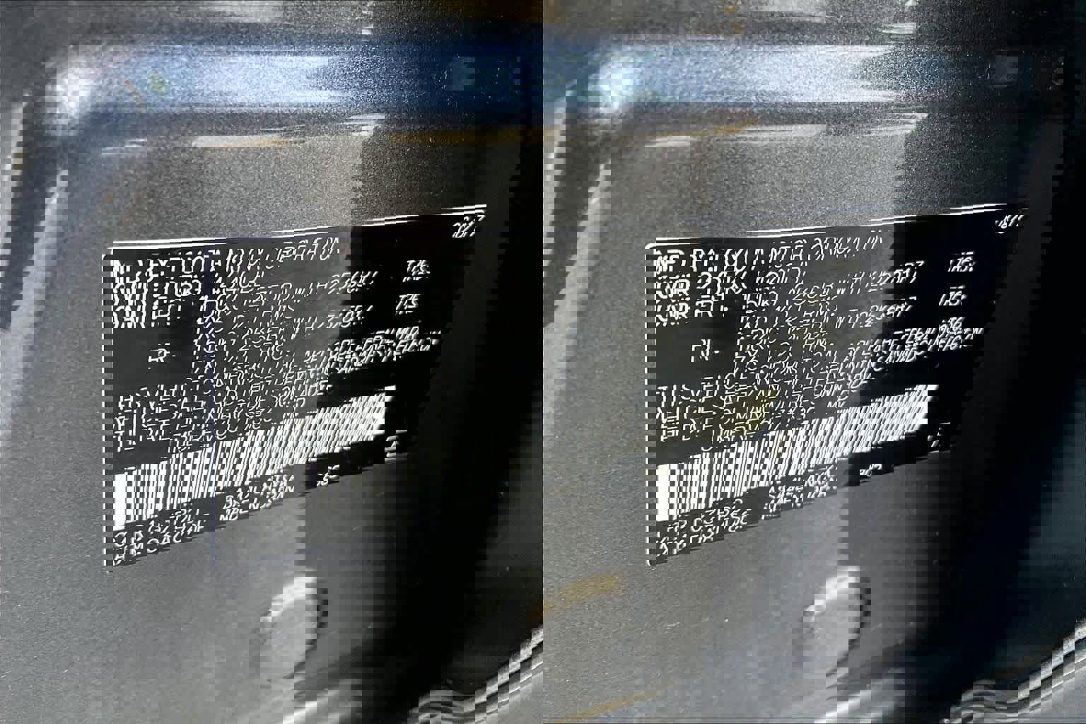 Used 2018 Toyota RAV4 LE w/ All Weather Liner Package image 33