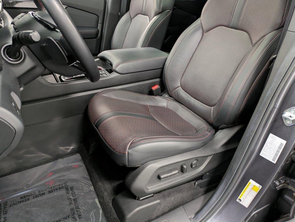 Used 2025 Honda Pilot Black Edition image 10