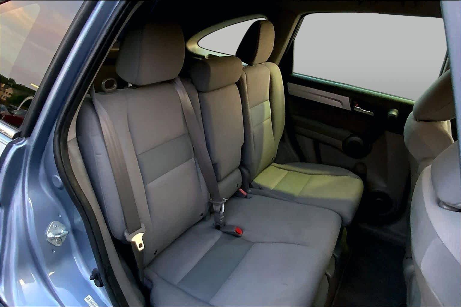 Used 2011 Honda CR-V LX image 18