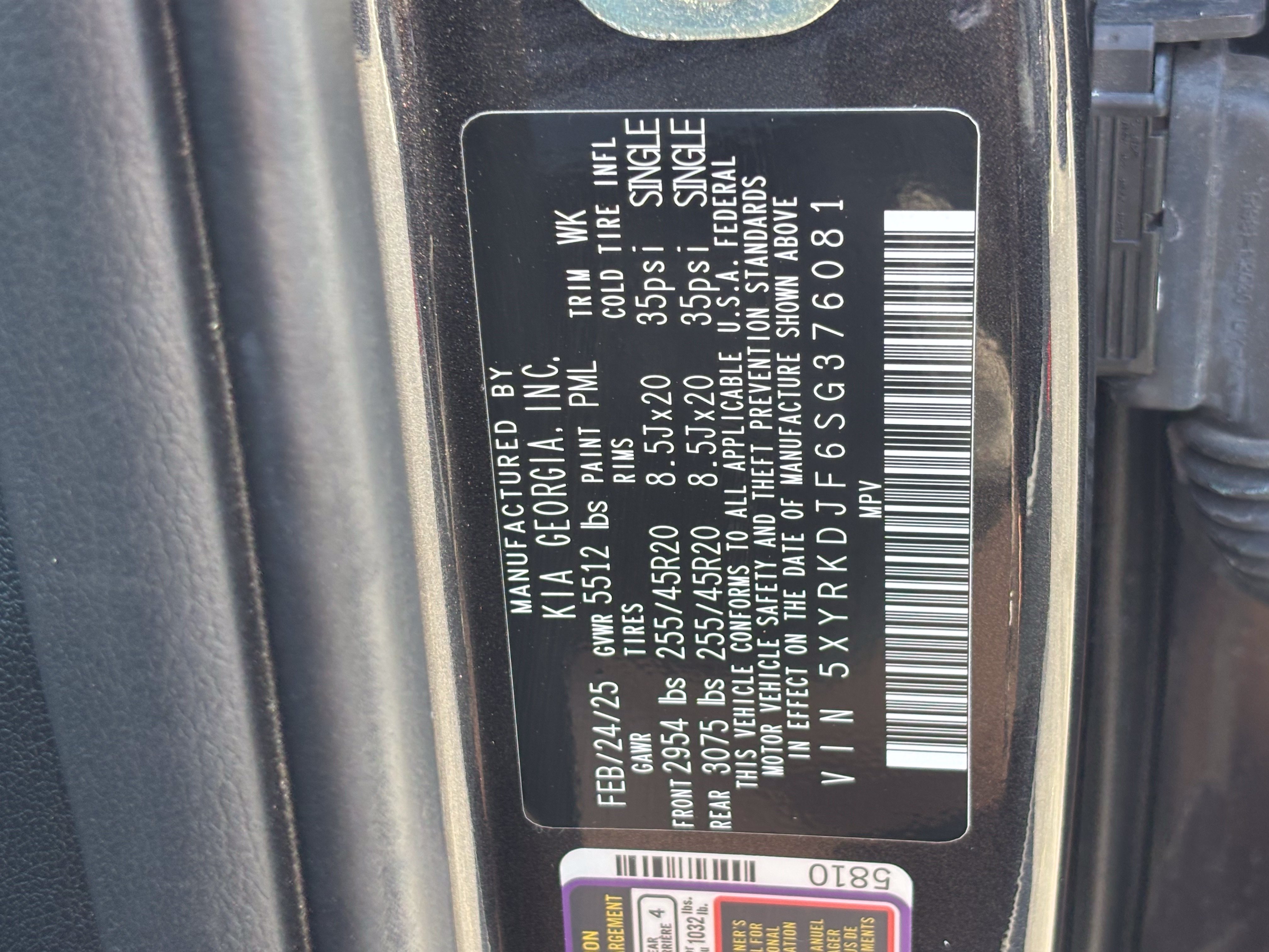 Certified 2025 Kia Sorento SX Prestige AWD/4WD image 30