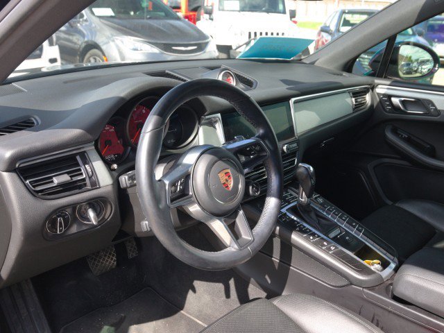 Used 2020 Porsche Macan S AWD/4WD image 16