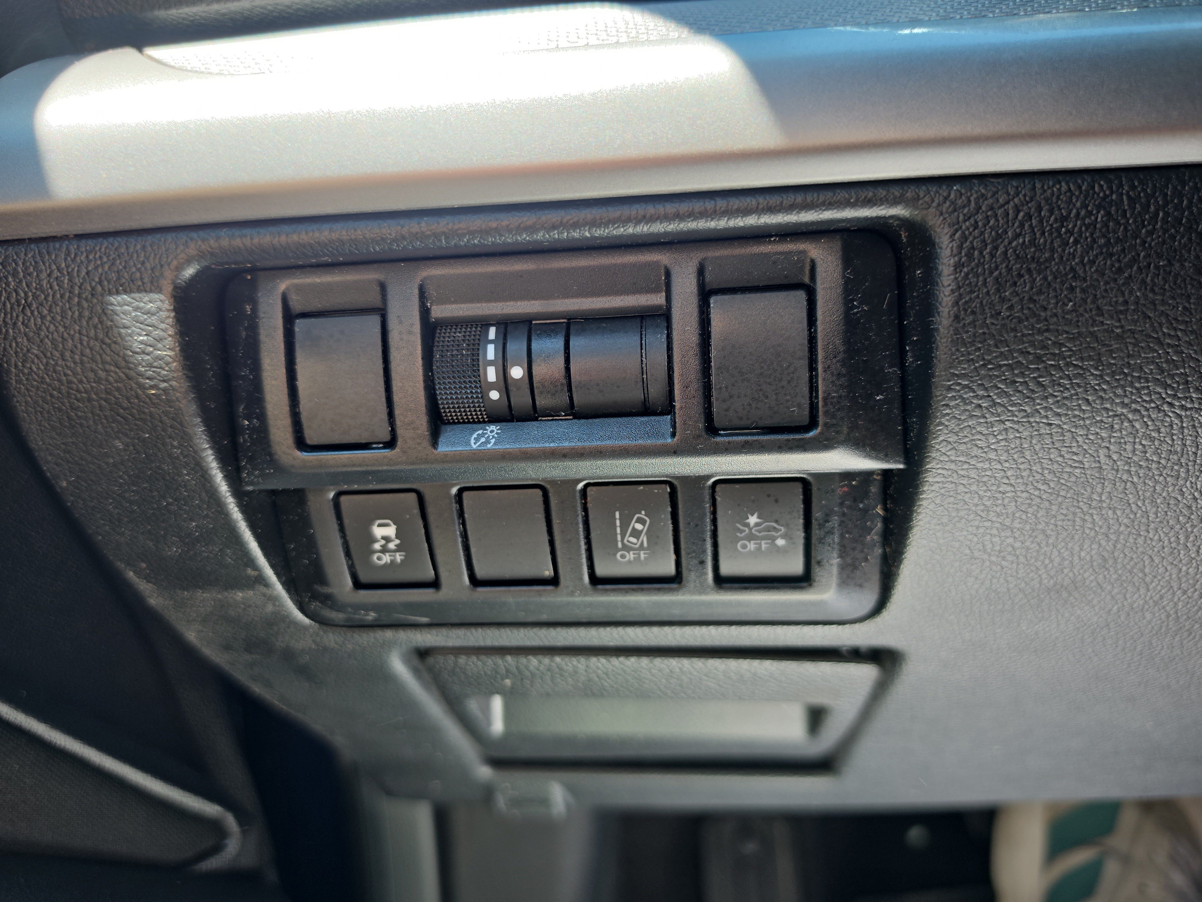 Used 2019 Subaru Outback 2.5i AWD/4WD image 18
