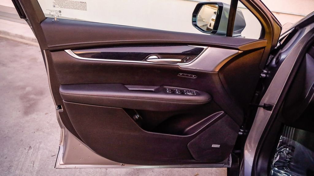 Used 2024 Cadillac XT5 Premium Luxury image 25