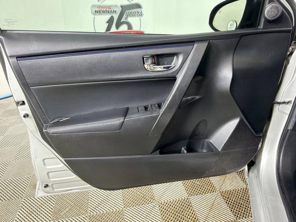 Used 2019 Toyota Corolla SE FWD image 10