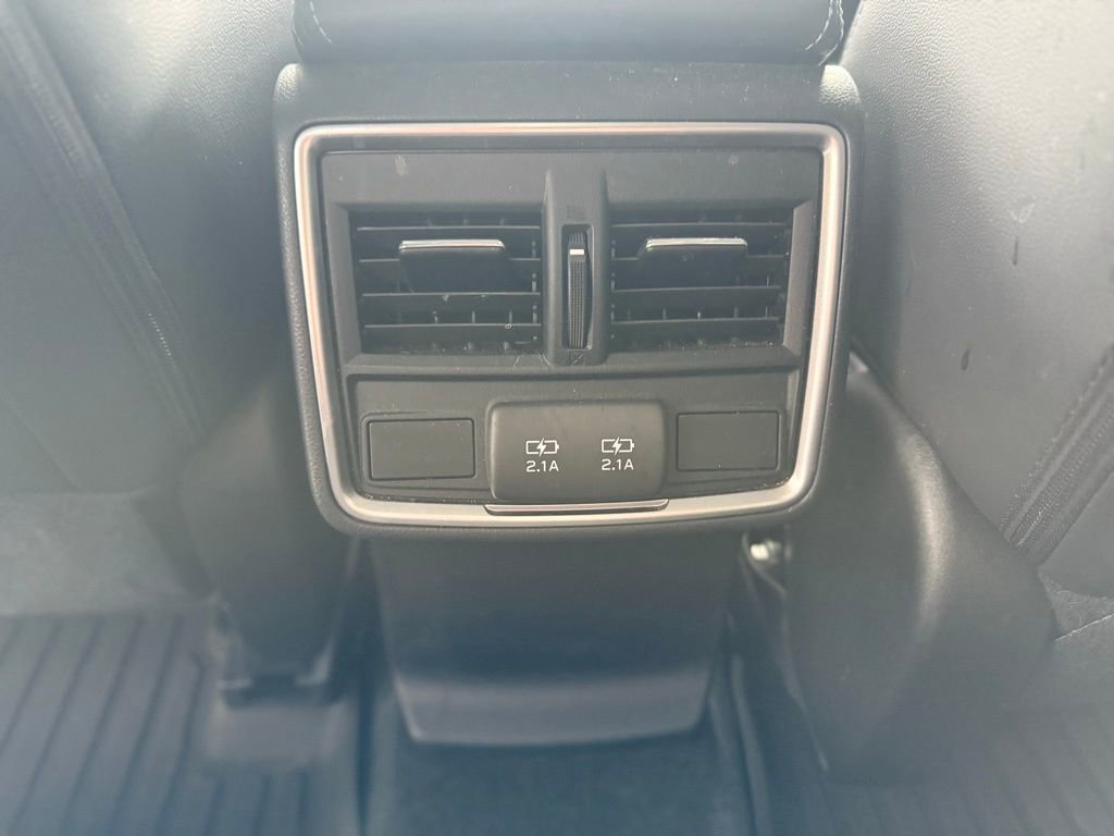 Used 2021 Subaru Forester Limited image 17