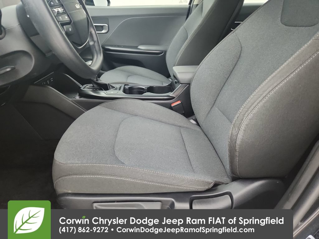 Used 2025 Kia K4 FWD image 19