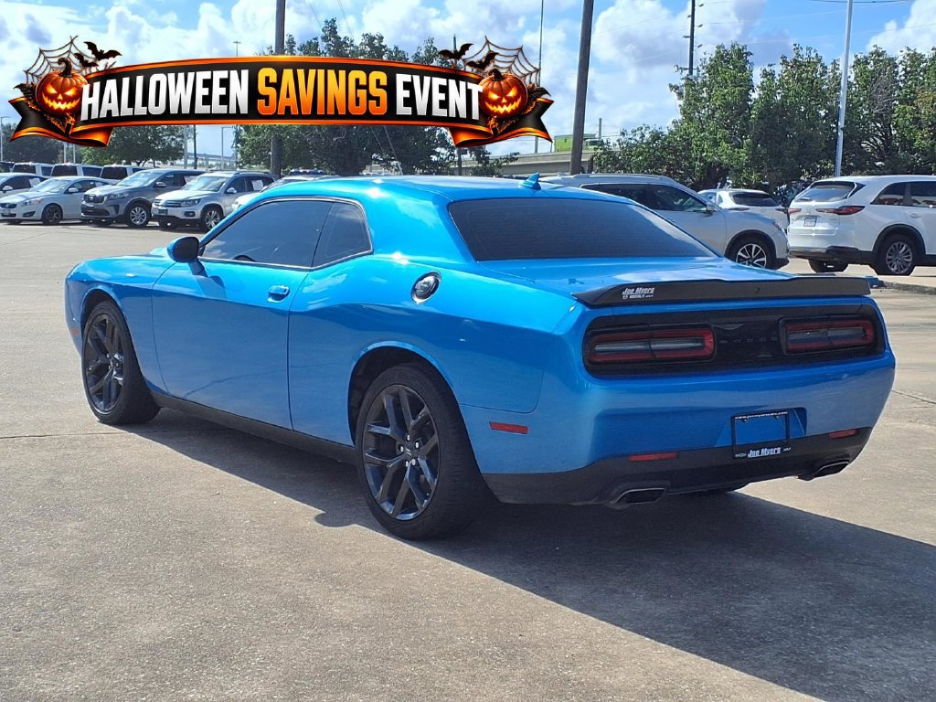 Used 2023 Dodge Challenger SXT w/ Plus Package RWD image 2