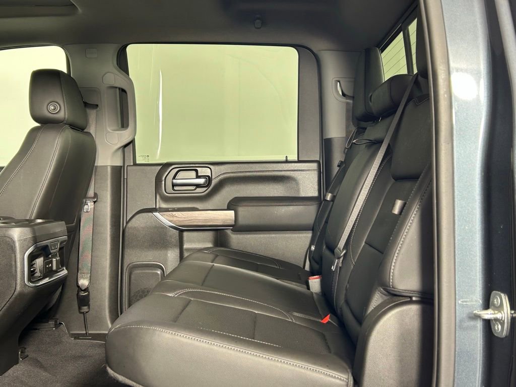 Used 2020 Chevrolet Silverado 2500 LTZ w/ LTZ Plus Package image 16