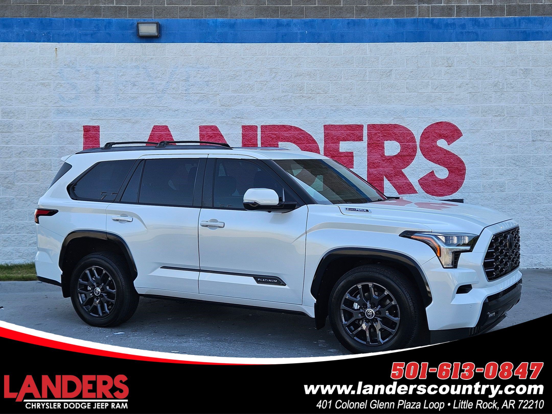 Used 2024 Toyota Sequoia Platinum AWD/4WD image 1