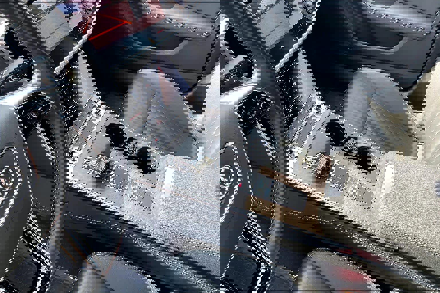 Used 2024 Audi A6 Premium Plus image 17