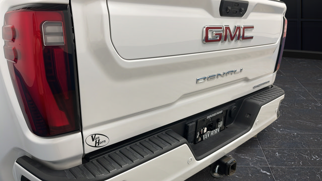 Used 2024 GMC Sierra 3500 Denali w/ Denali Reserve Package AWD/4WD image 42