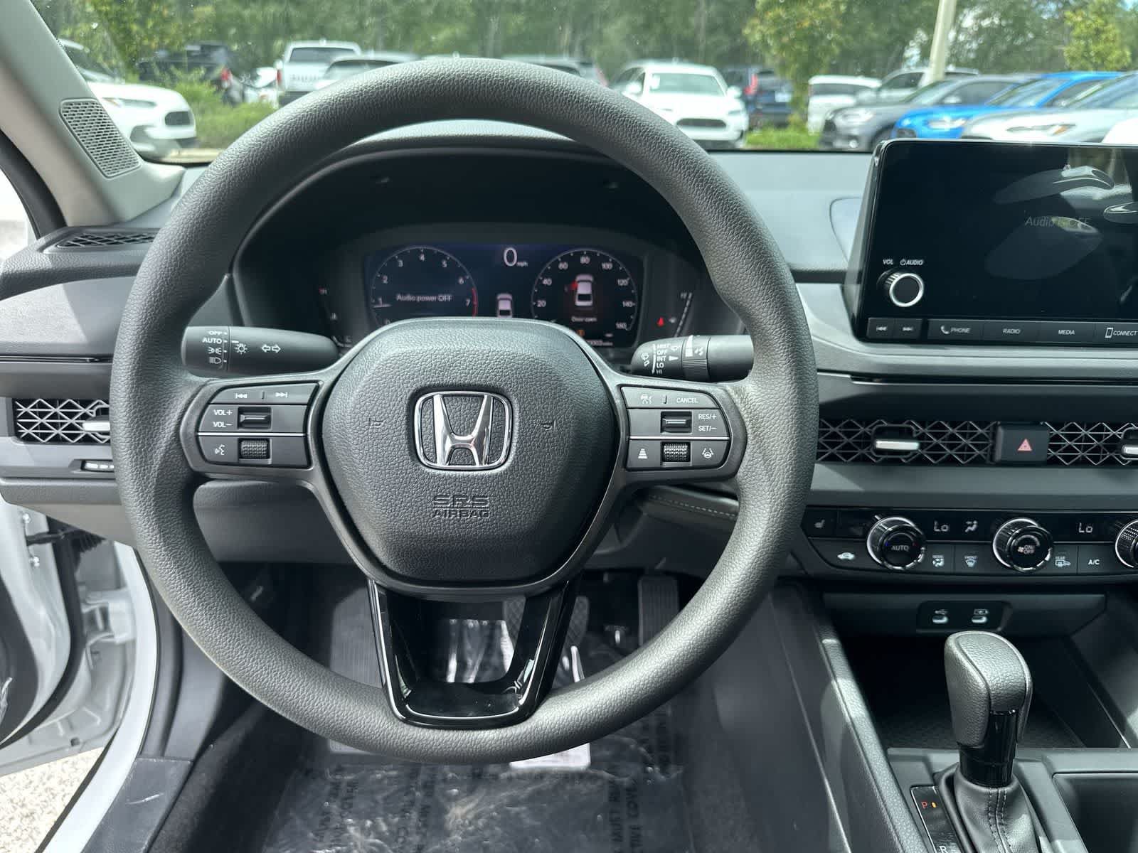 Used 2025 Honda Accord SE image 18