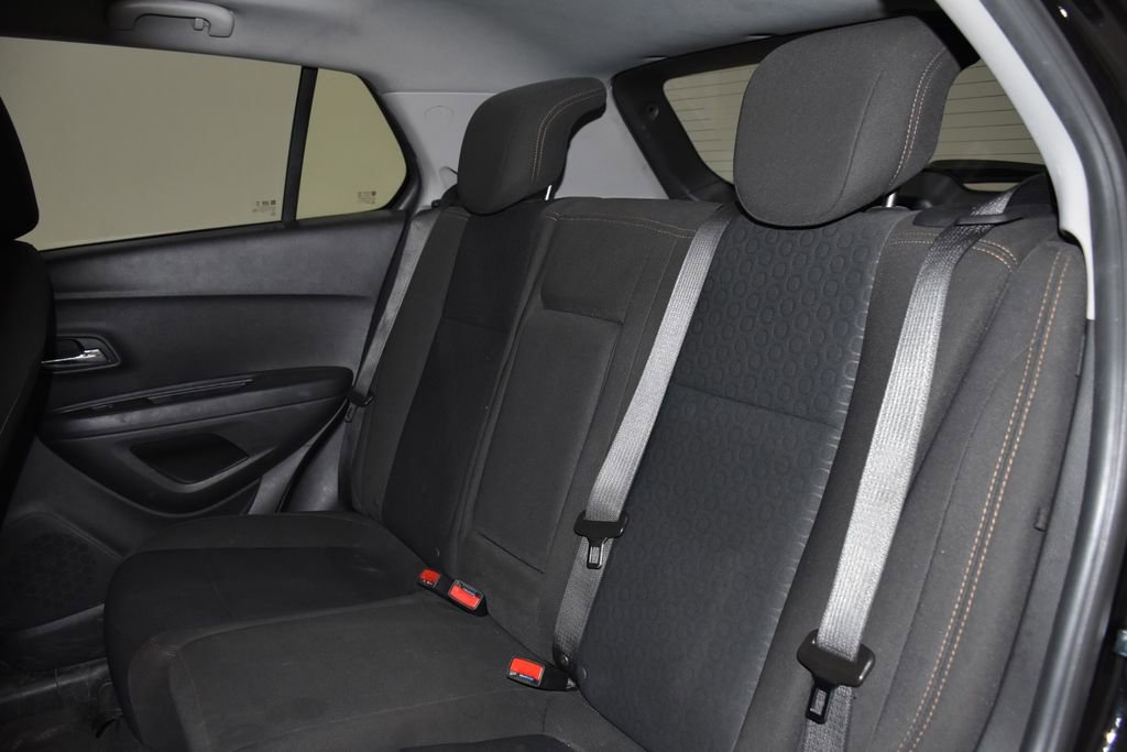 Used 2020 Chevrolet Trax LS w/ Tint and Cruise Package FWD image 25