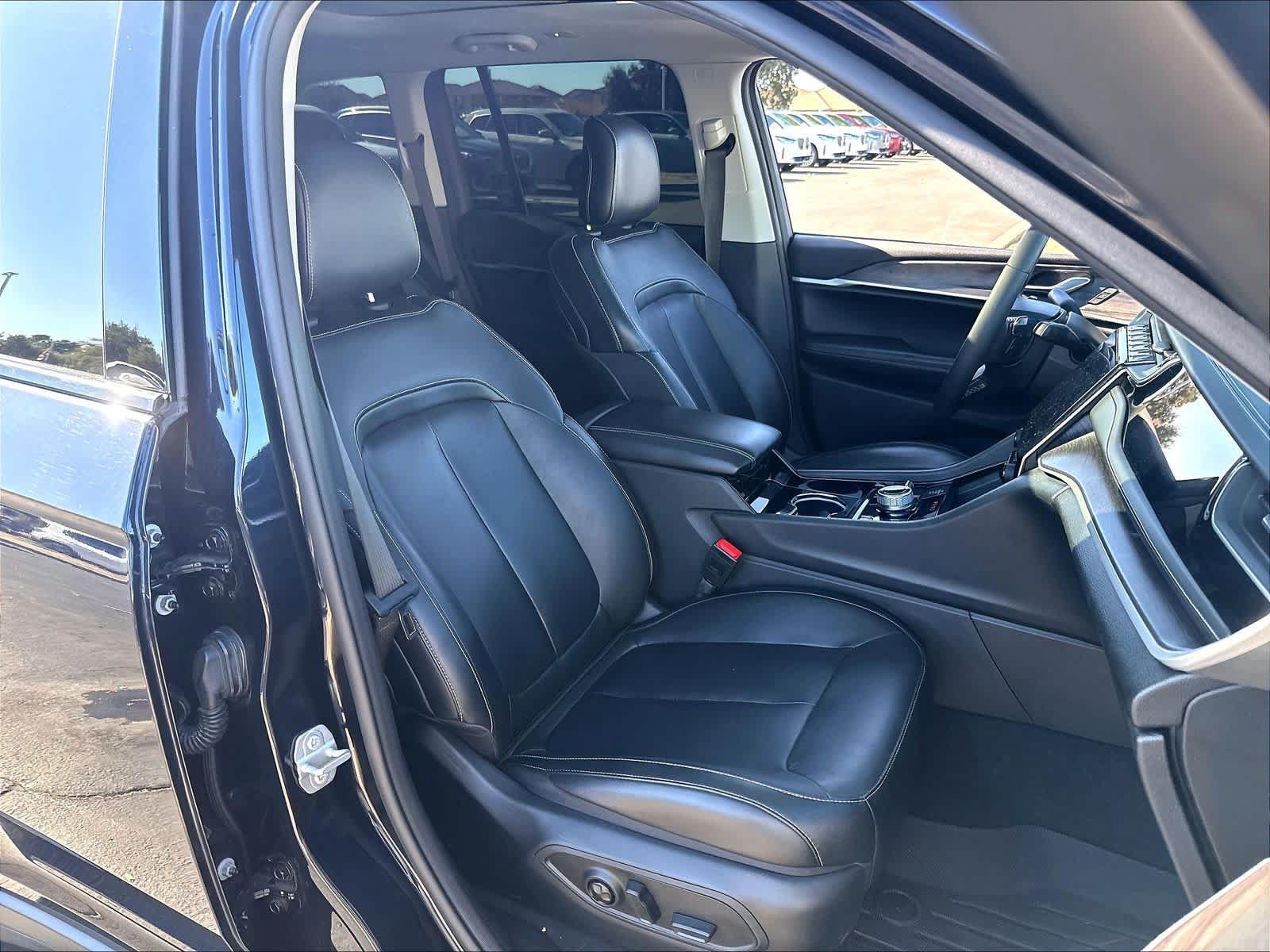 Used 2022 Jeep Grand Cherokee Limited 4xe AWD/4WD image 29