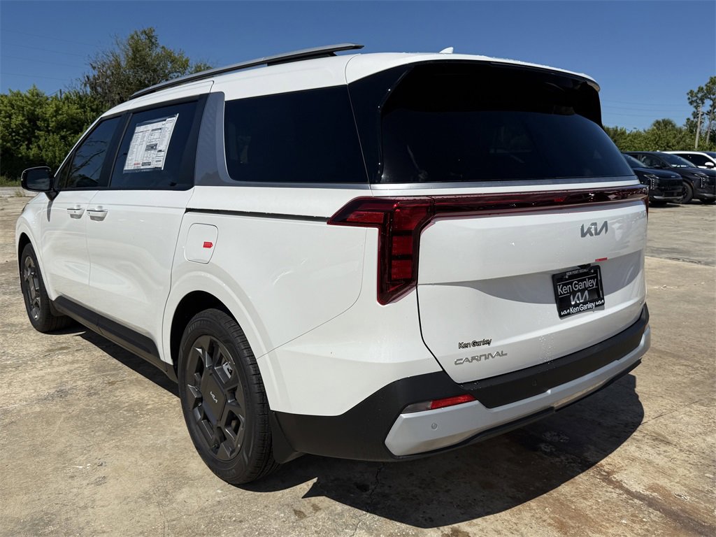 New 2026 Kia Carnival EX image 6