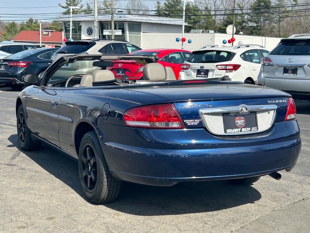 Used 2005 Chrysler Sebring Touring w/ Electronics Convenience Group image 8