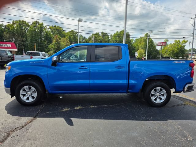 Used 2025 Chevrolet Silverado 1500 LT AWD/4WD image 7