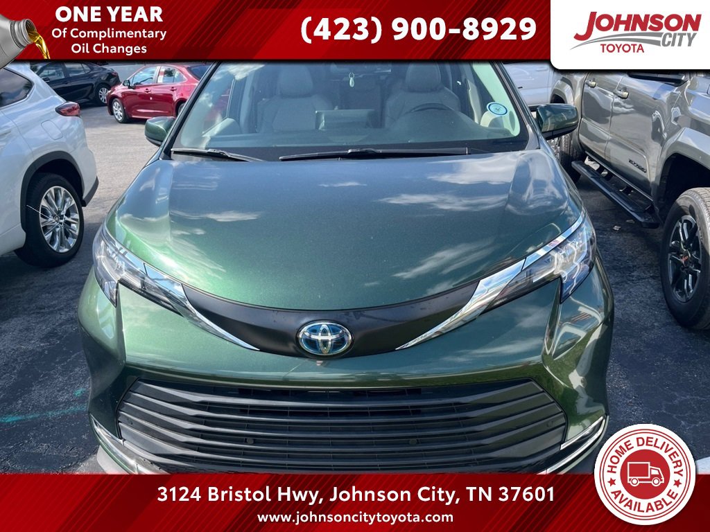 Used 2023 Toyota Sienna XLE