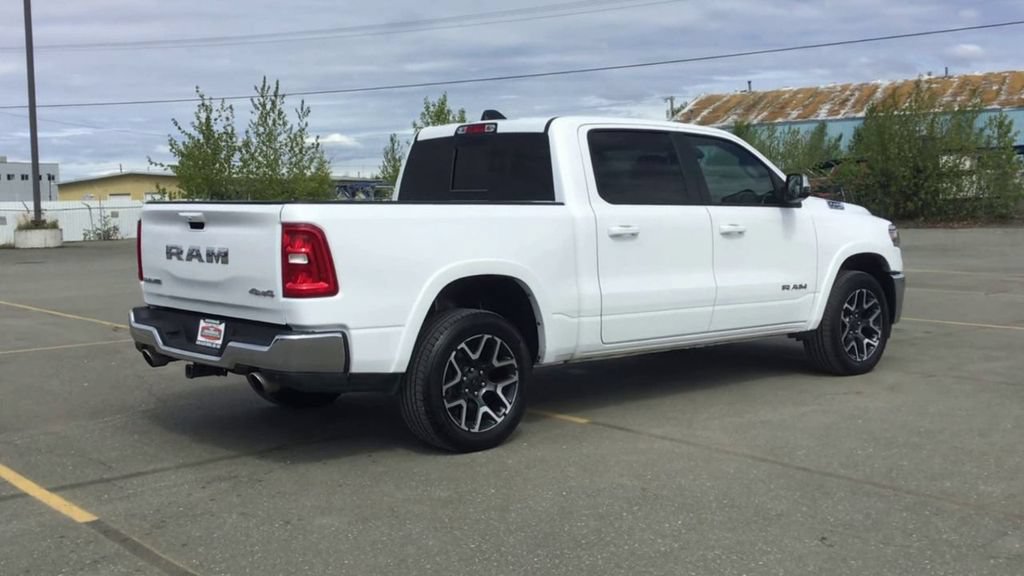 Certified 2025 RAM 1500 Laramie AWD/4WD image 8