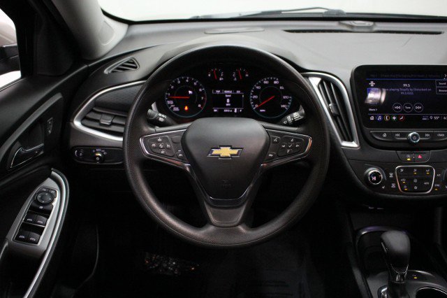 Used 2024 Chevrolet Malibu LT image 25
