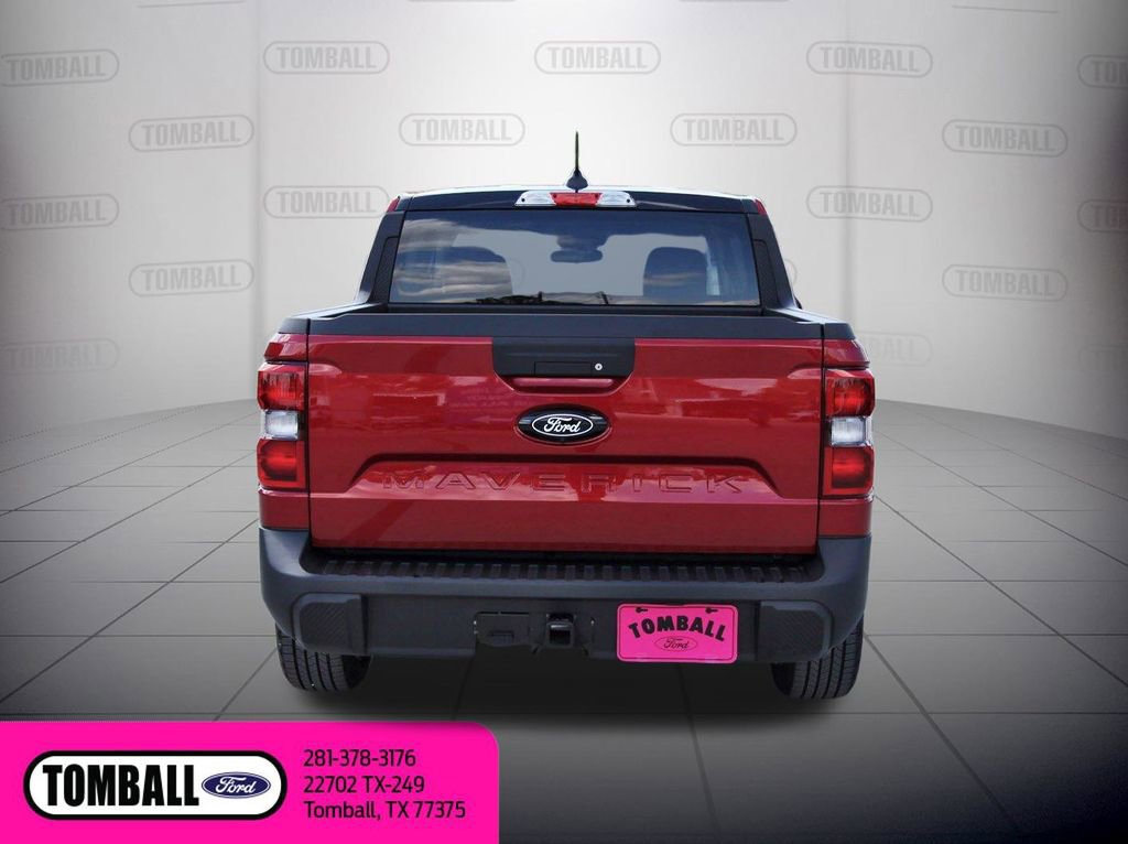 Certified 2025 Ford Maverick XLT w/ Black Appearance Package image 6