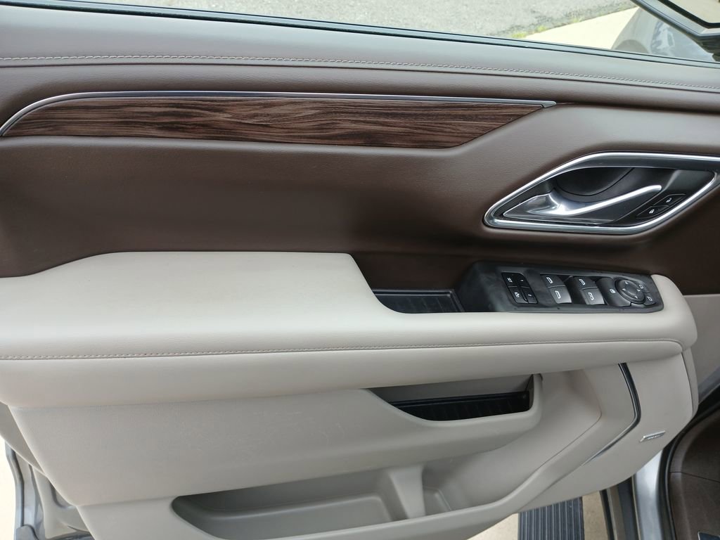 Used 2021 Chevrolet Tahoe LT image 24