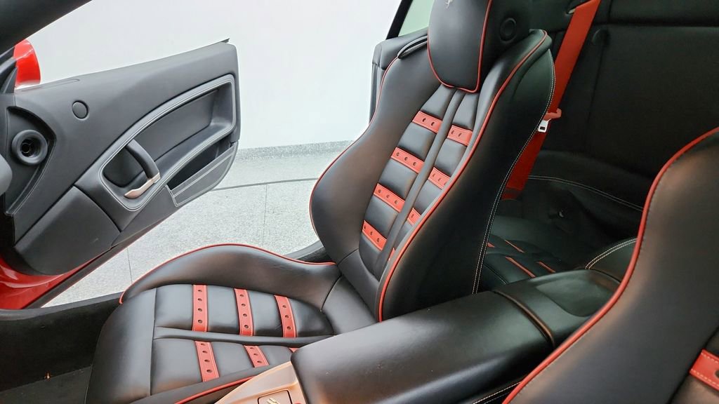 Used 2014 Ferrari California image 20