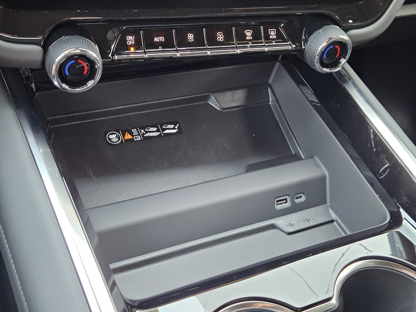 New 2026 Chevrolet Tahoe High Country AWD/4WD image 21