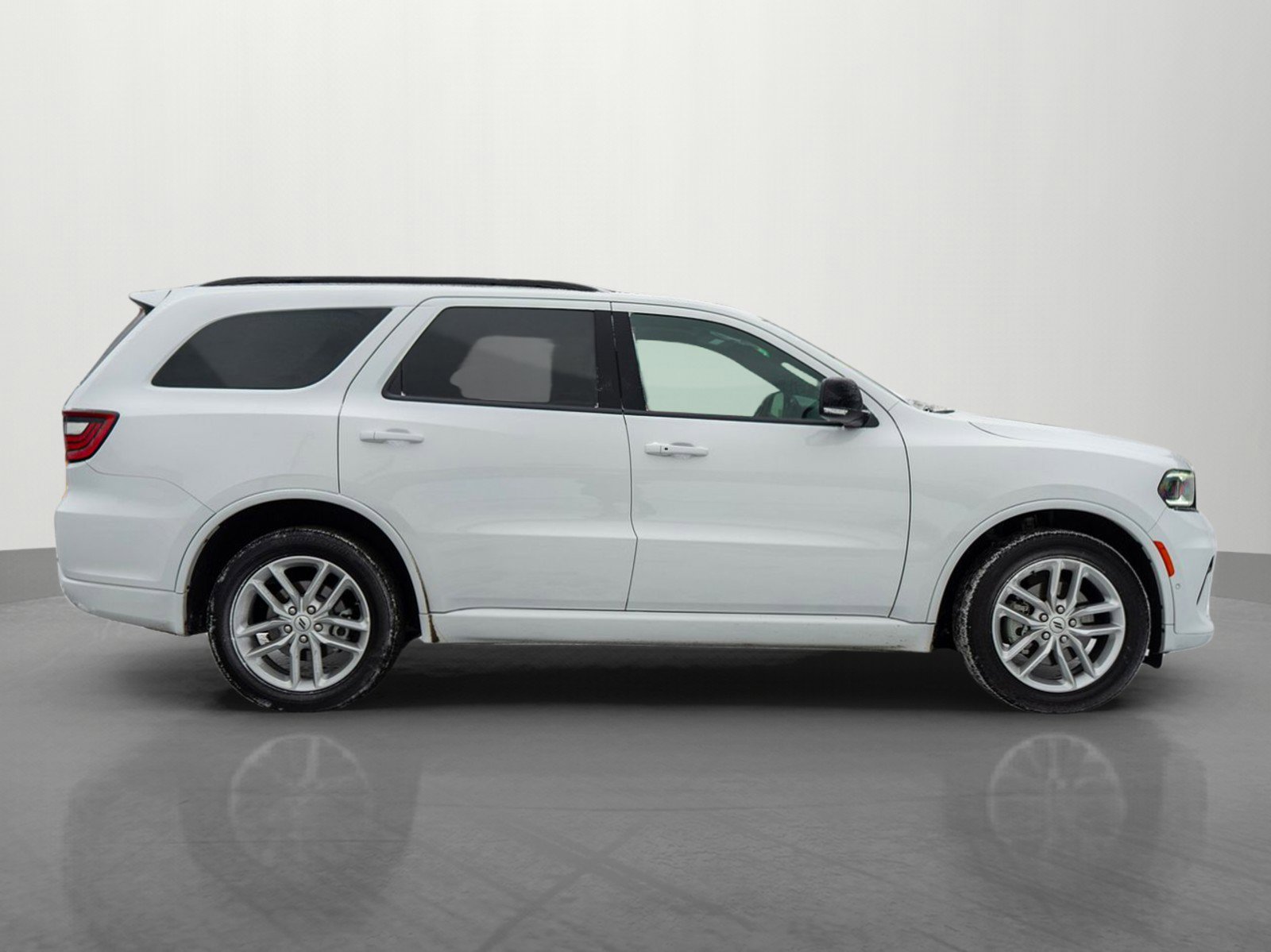 Used 2025 Dodge Durango GT image 8